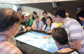 Members of a rehabilitation centre in Shum Shui Po participating in the guided tour at Lai Chi Kok Drainage Tunnel