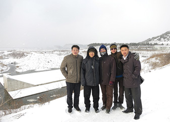 南韩庆尚南道一条支流的尼龙坝