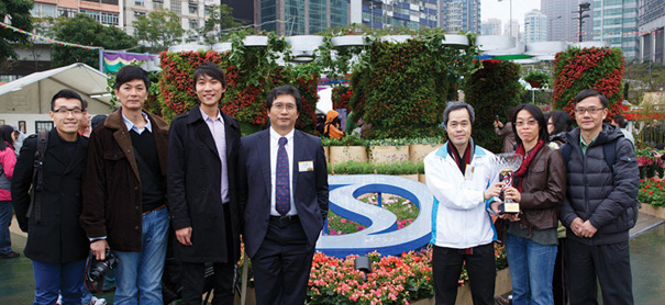 渠务署的展区于2013香港花卉展中荣获展品组（本地）全场最佳展品大奖