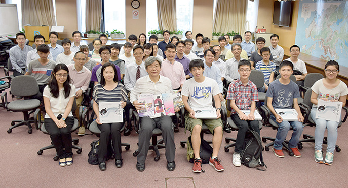 渠務署副署長麥嘉為先生（前排左三）與參加者大合照
