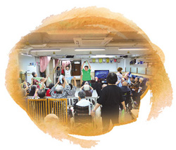 渠務署義工與長者同樂