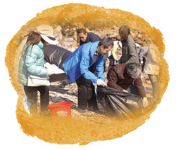 同心合力，清理垃圾