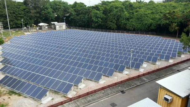 小濠灣污水處理廠內的太陽能板