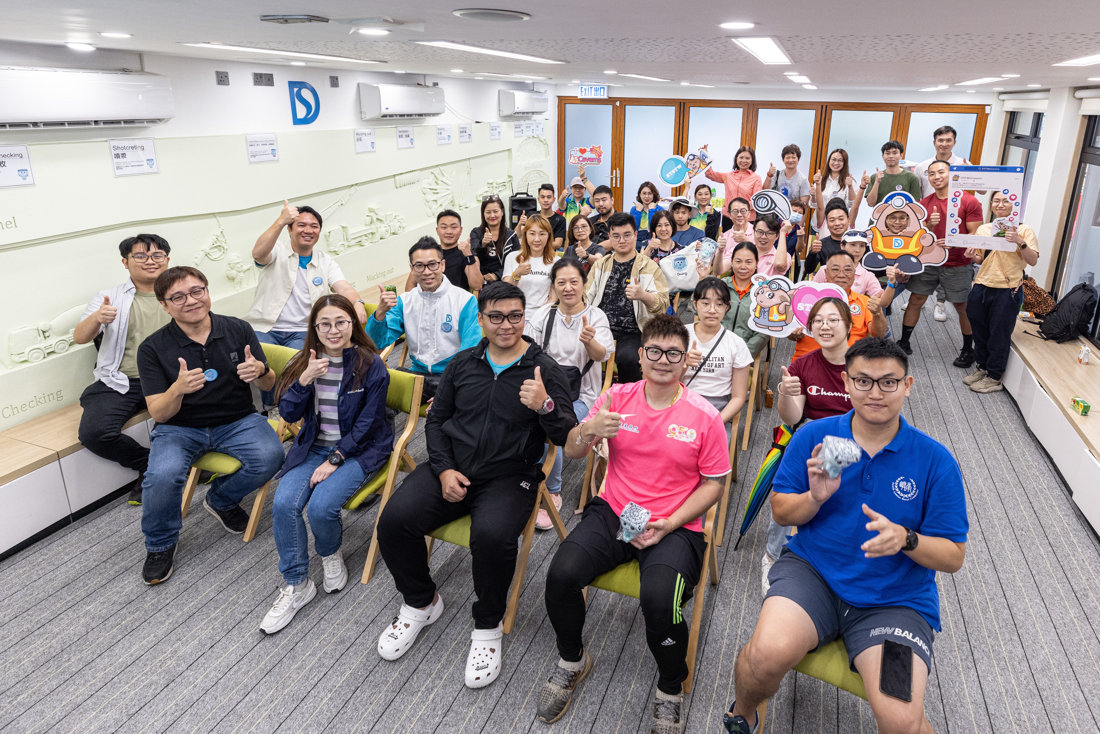 Group photo of DSD colleagues and participants