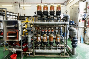 沙田污水處理廠的再造水生產設施