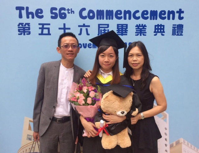 Mr CHUI always gets along with his daughter like a friend, hoping her can talk to and exchange views with him at ease