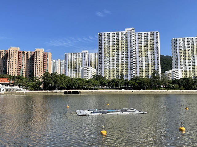 The floating photovoltaic system mock-up at Shing Mun River