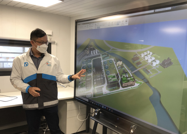 DSD Senior Engineer, Mr Romeo CHUNG Ching-hong, said approximately two hectares of green area will be shared for public use upon the completion of Shek Wu Hui Effluent Polishing Plant