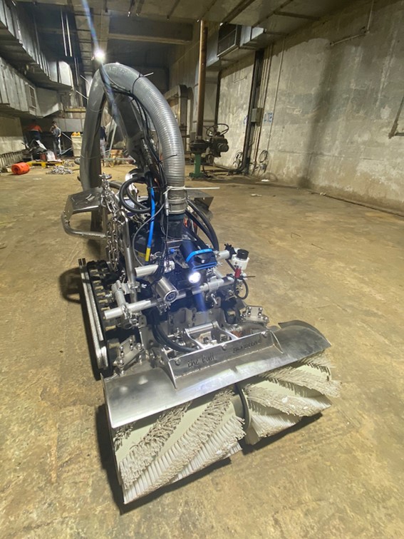 The Mini Bull - Smart Robotic Underwater Wet Well Cleaning Vehicle