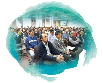 本署同事、驻工地督导人员和承建商代表出席经验分享会