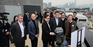 主禮嘉賓於昂船洲污水處理廠進行實地視察