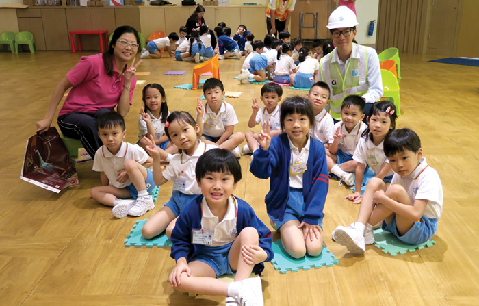2016年5月10日及24日，工程團隊向學校進行工程簡介