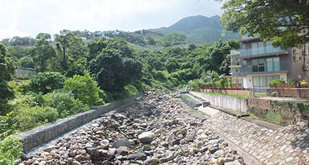 Tong Fuk River