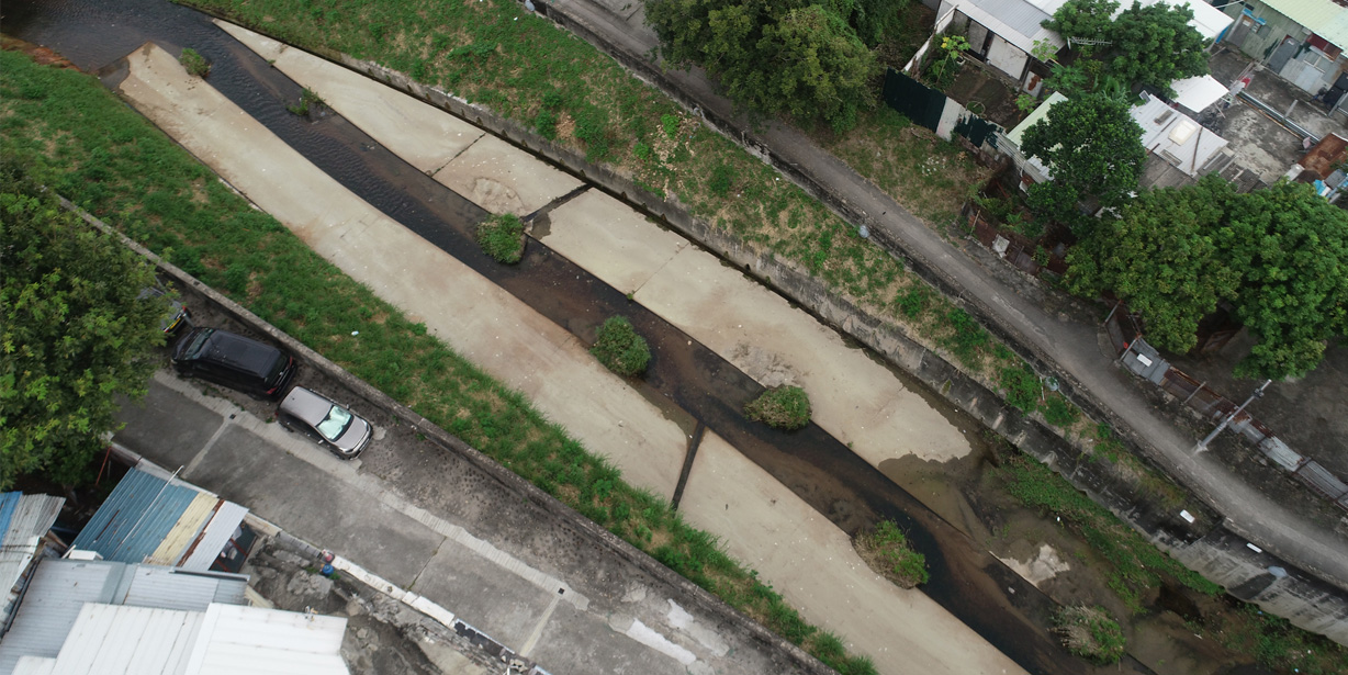 River upstream picture