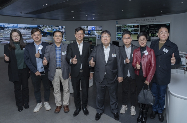 中西区区议员参观昂船洲污水处理厂
